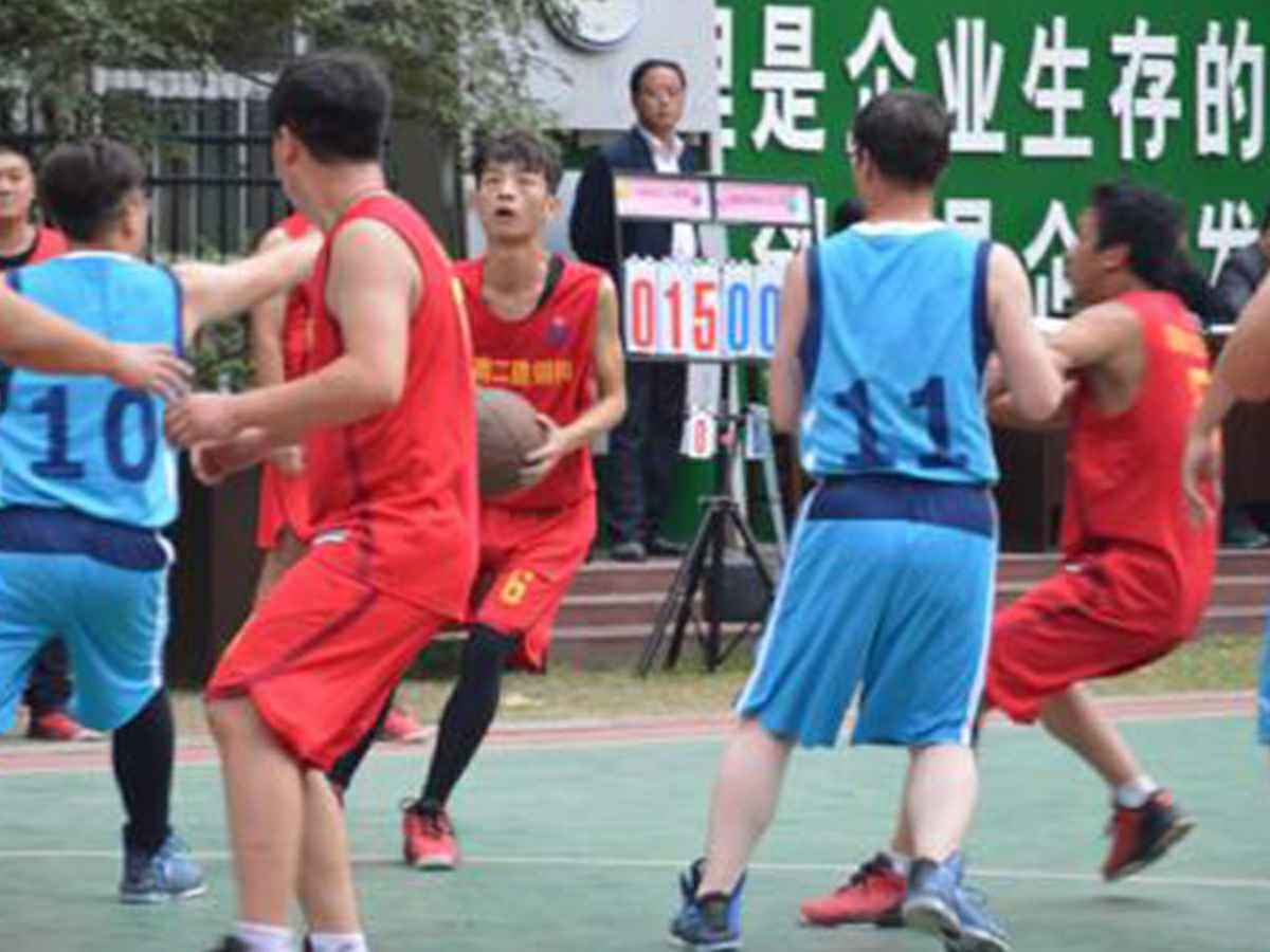 参加OD官方网页版-OD(中国)“奋进杯”男子篮球赛